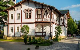 Готель Вілла Вікторія